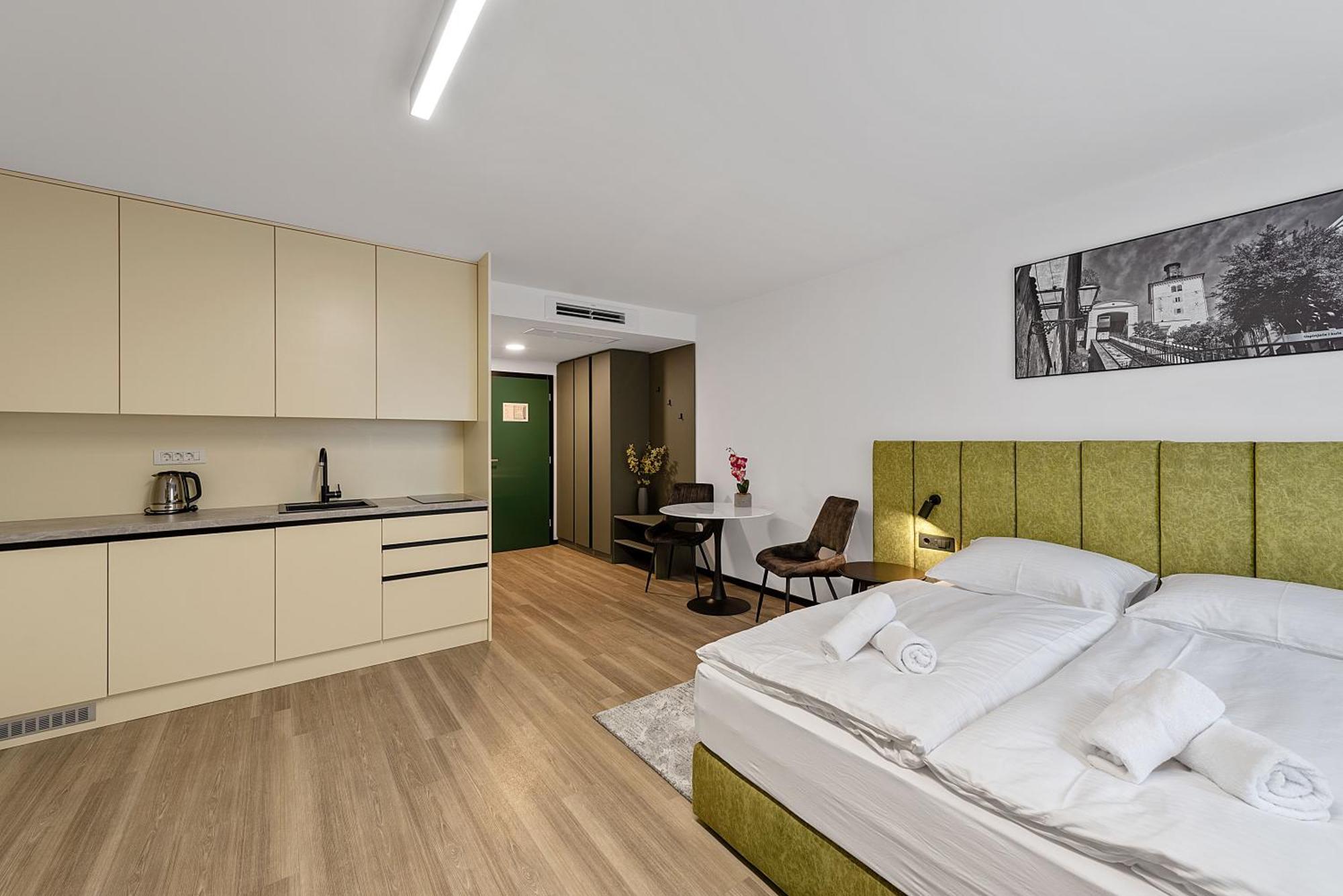 Studio Apartments Lenuzzi Zagreb Exterior foto