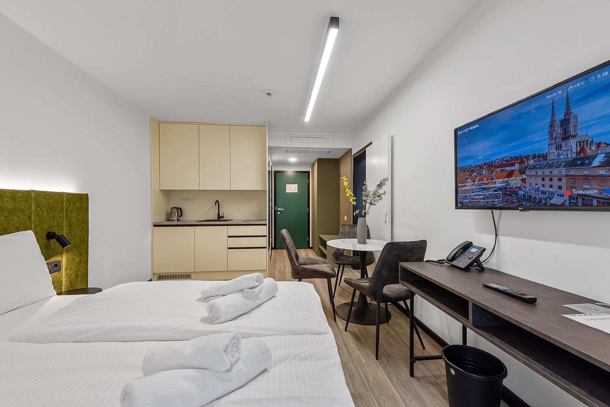 Studio Apartments Lenuzzi Zagreb Exterior foto