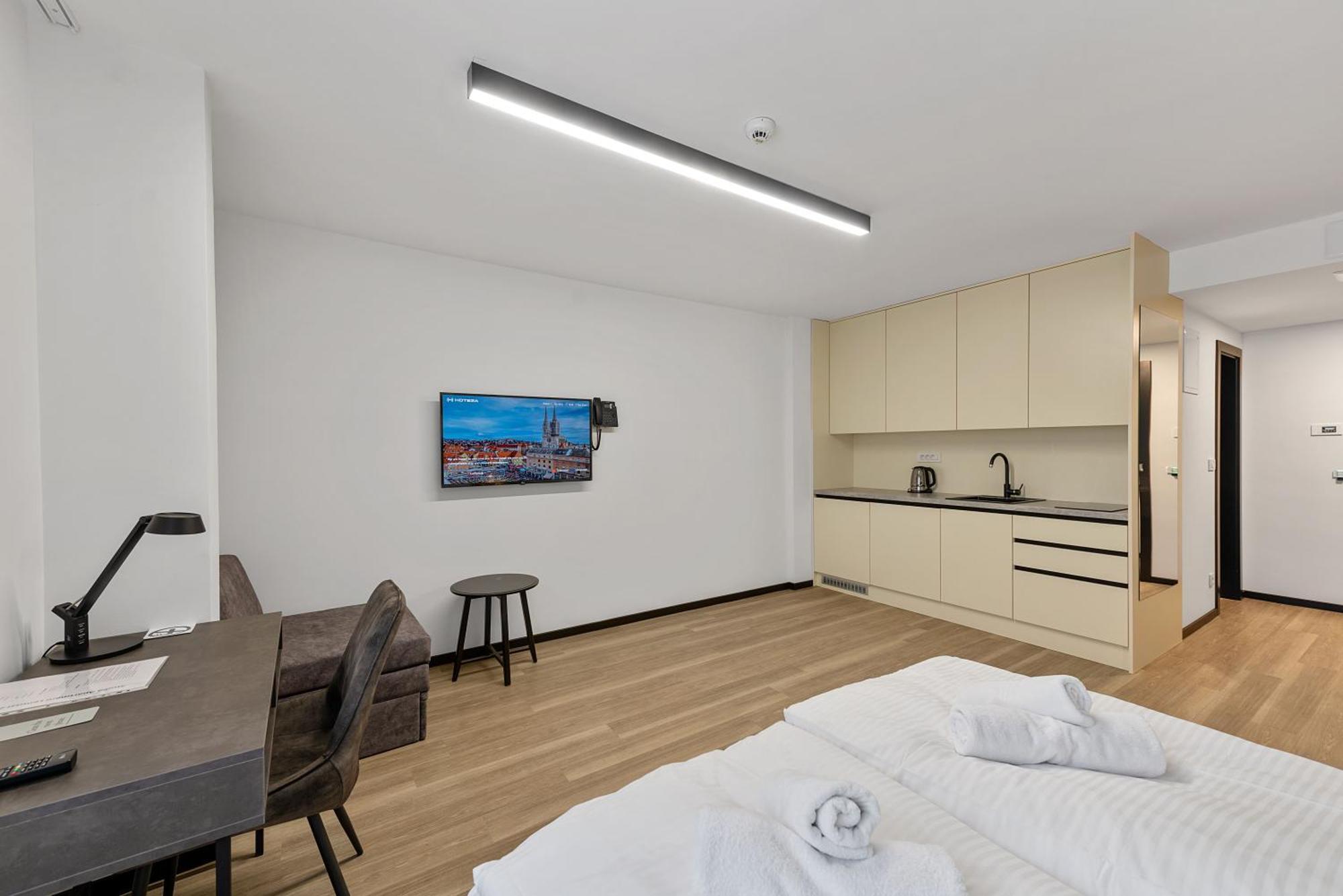Studio Apartments Lenuzzi Zagreb Exterior foto